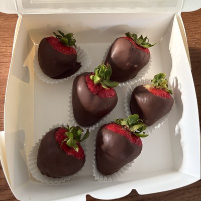 1/2 Doz. Chocolate Covered Strawberries 