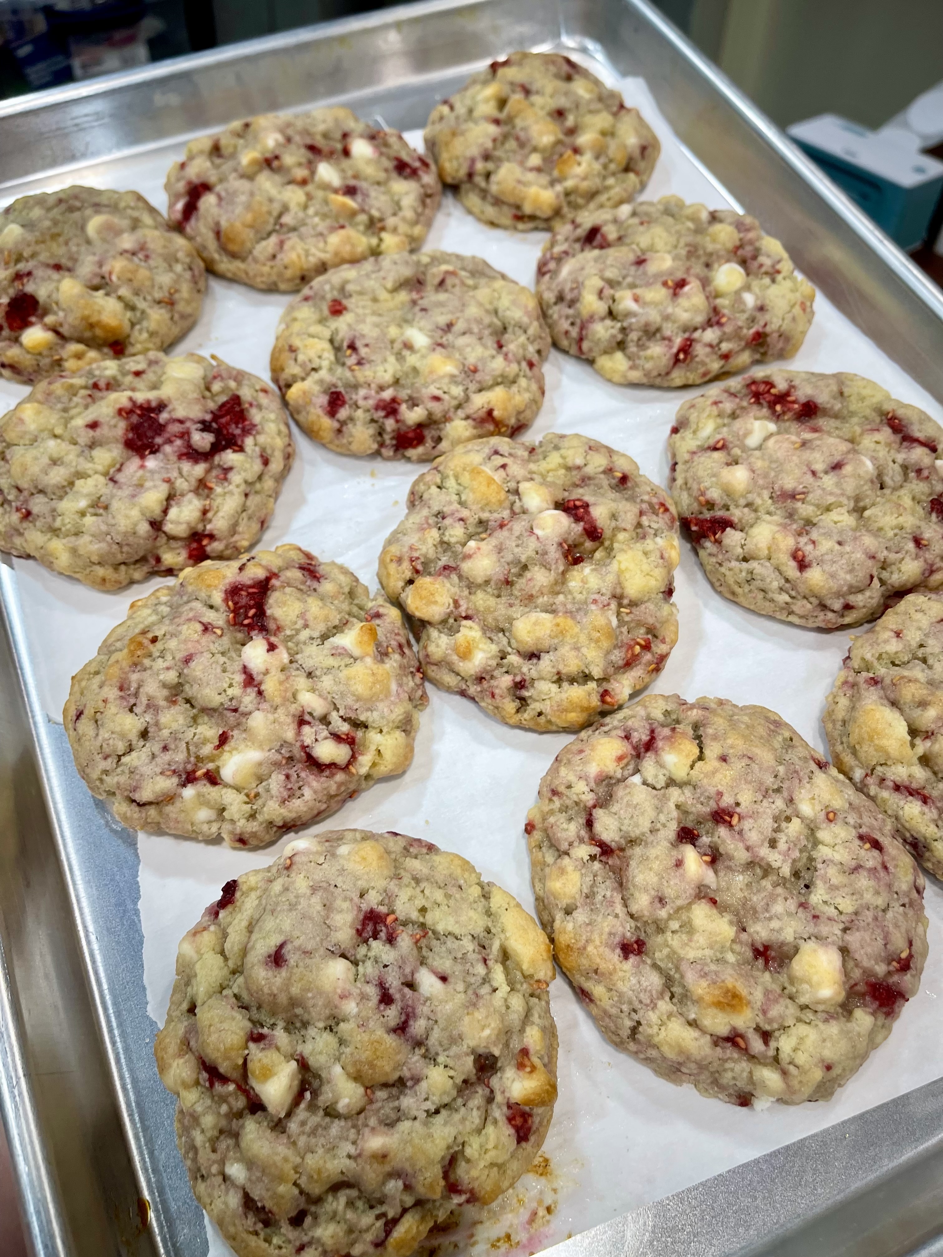 Fresh Raspberry White Chocolate Chip Cookies (1/2 Dozen)