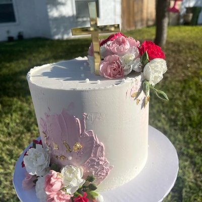 6" Round Cake Tall (15 Servings) 