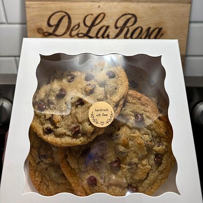 Classic Chocolate Chip Cookie