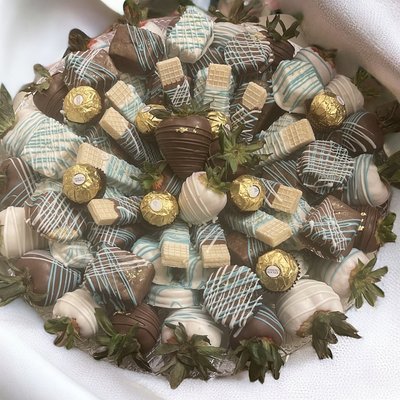 Assorted Treat Box 