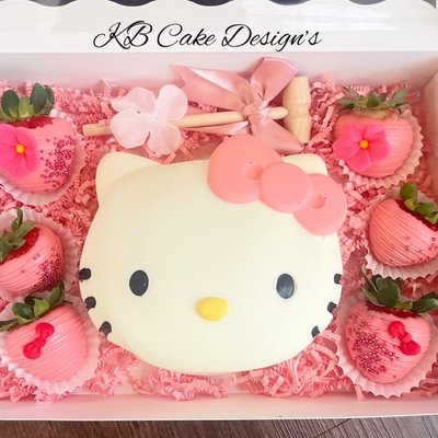 Hello Kitty Treat Box With Berries 