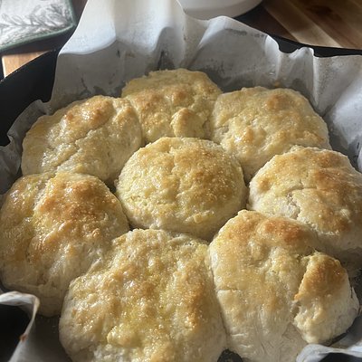 Buttermilk Biscuits (4 Pack)