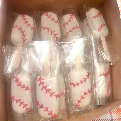 Cakesicles