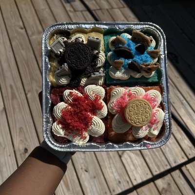 4 Way Cake Pan