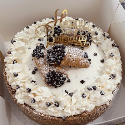 Cannoli Cheesecake