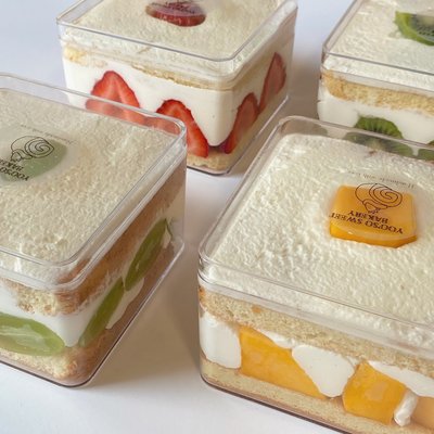Fruit Bottle Cakes (set of 4 Only) 