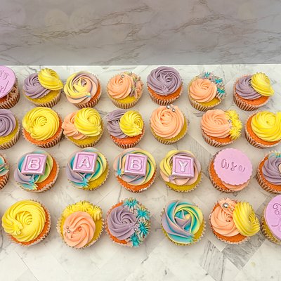 Deluxe Cupcakes