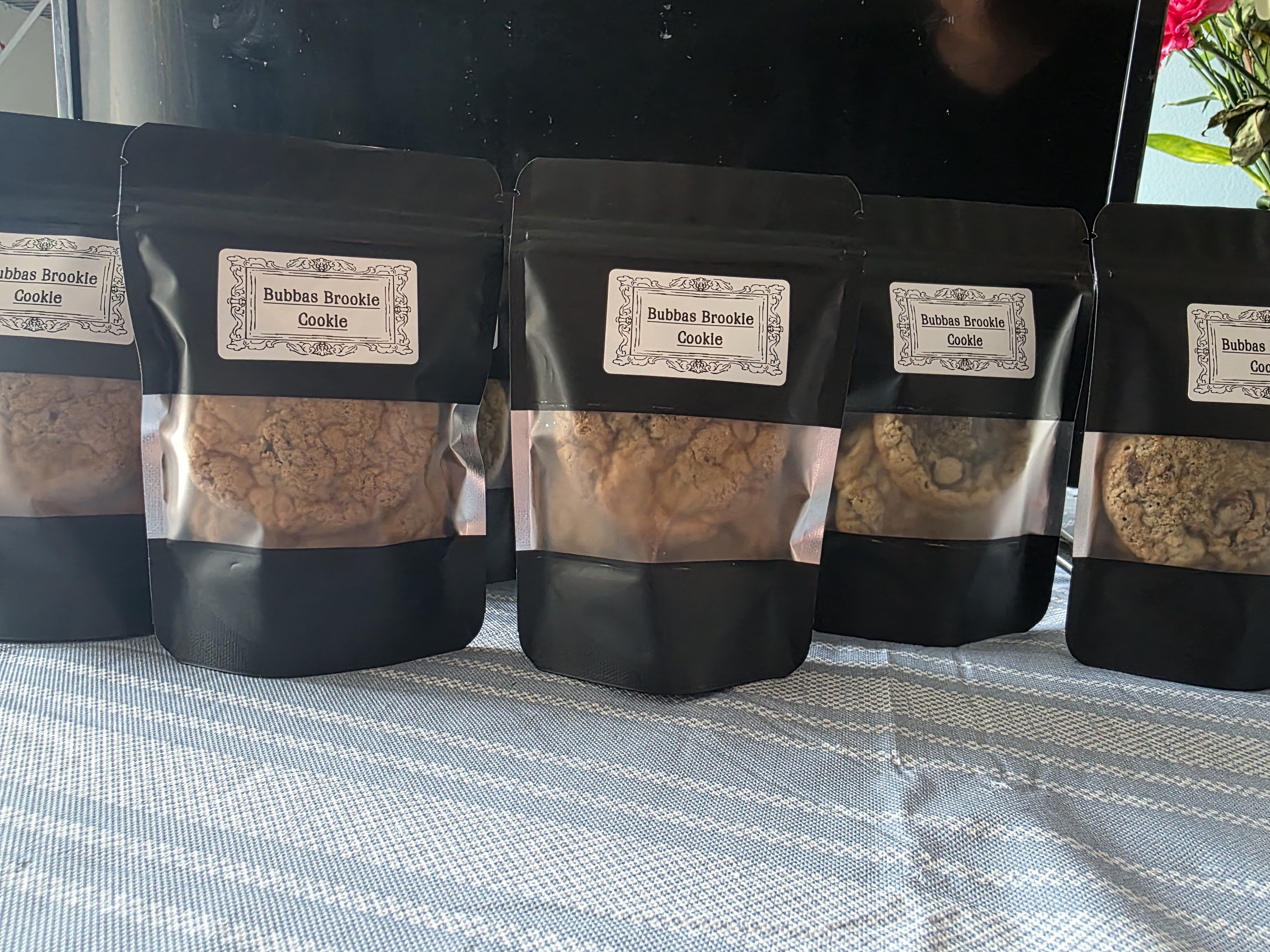 3 Pack Of (2 1/2 in) Cookies  -chocolate chip