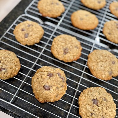Sourdough Oatmeal Chocolate Chip Cookies (1/2 Dozen)