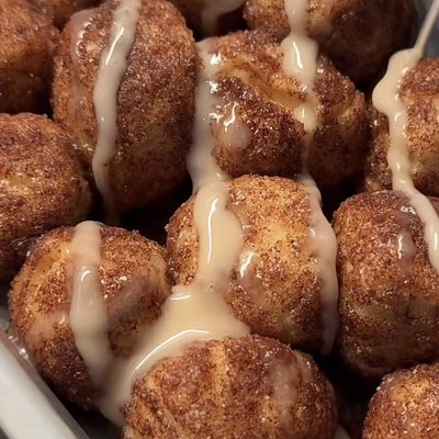 Cinnamon Roll Bites 