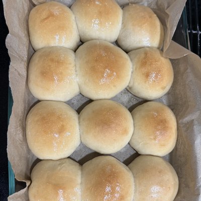 1 Dozen Sourdough Dinner Rolls