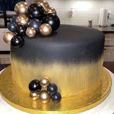 9” Fondant Round ~32 Servings