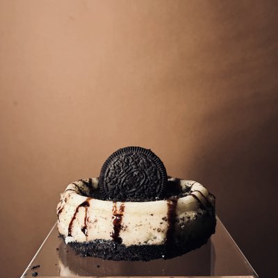 9-inch Oreo Cheescake 