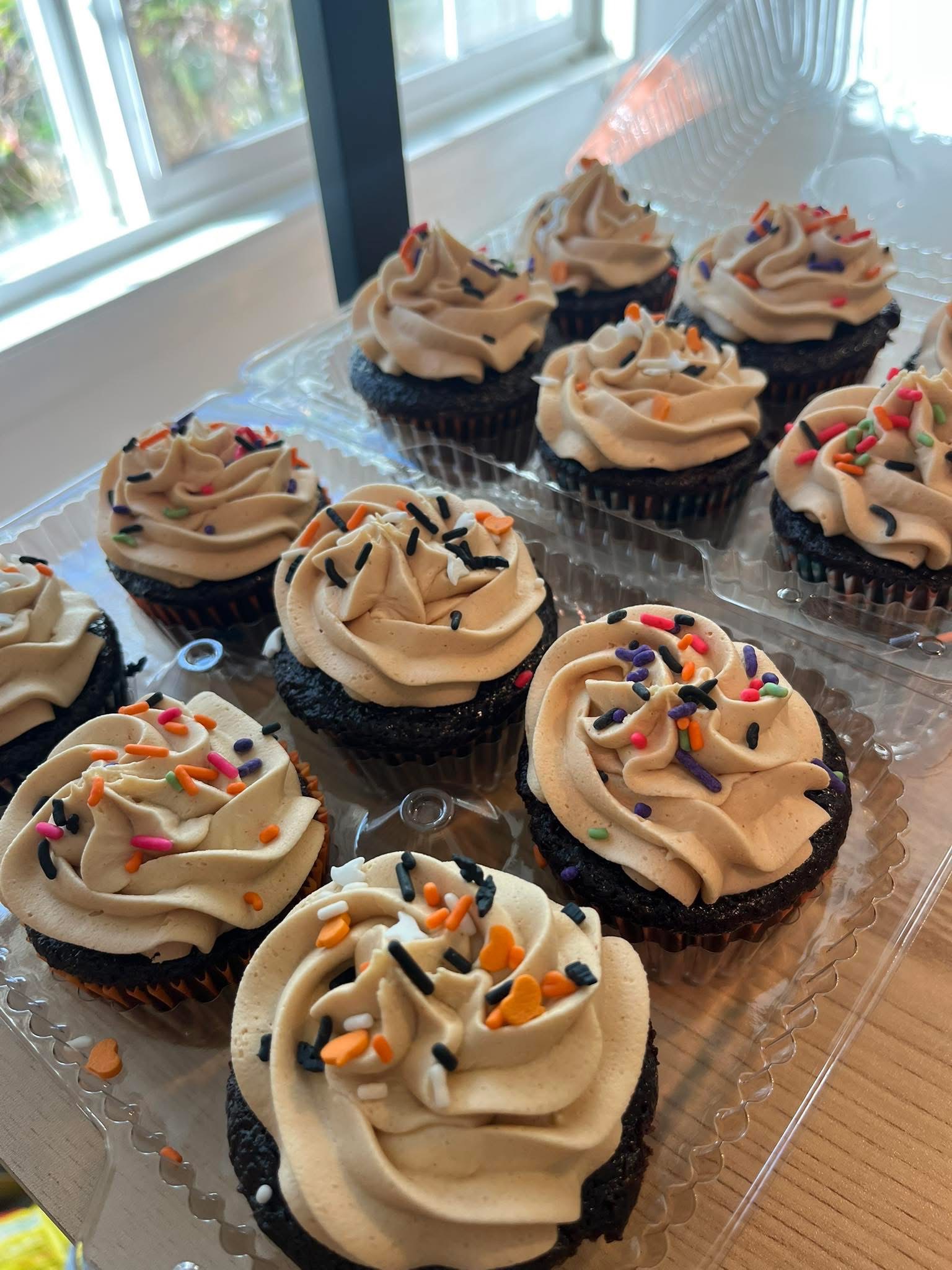 Chocolate Peanut Butter Cupcakes 