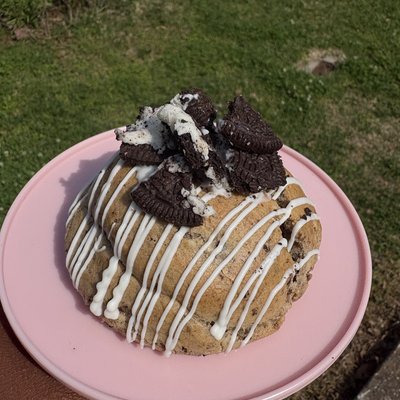 Oreo cookie