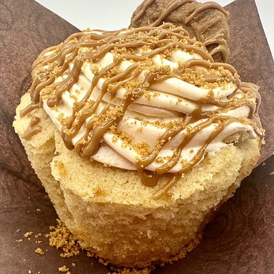 Biscoff Cookie Butter Cupcakes (12)