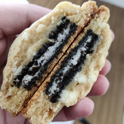 White Chocolate Chip Oreo Stuffed Cookies 