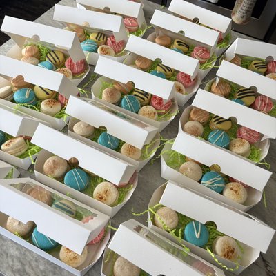 Custom macaron Order