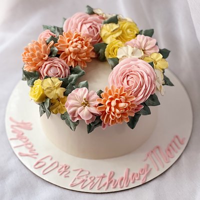 6-inch Mini Floral Crown Cake (Please Specify Color Scheme In Notes)