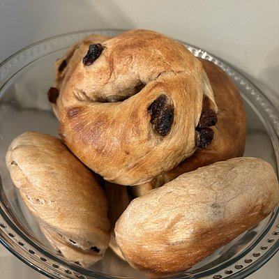 Cinnamon Raisin Sourdough Bagels
