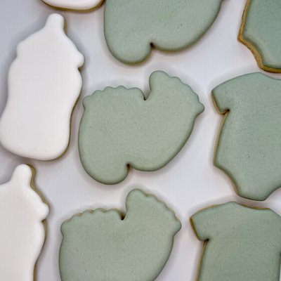 Basic Decorated Sugar Cookies (no Designs)