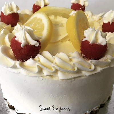 Lemon Raspberry Dream Cake 