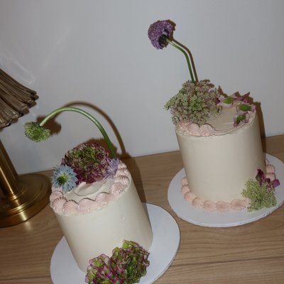 4 inch Baby Cake
