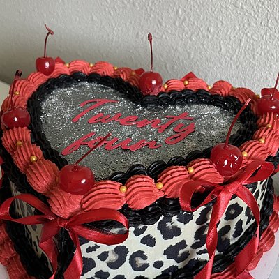10” 2 Layer Cake