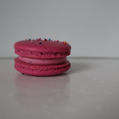 Birthday Cake Macaron