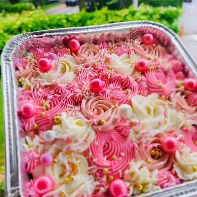 Tray Cakes ( 8x8”)