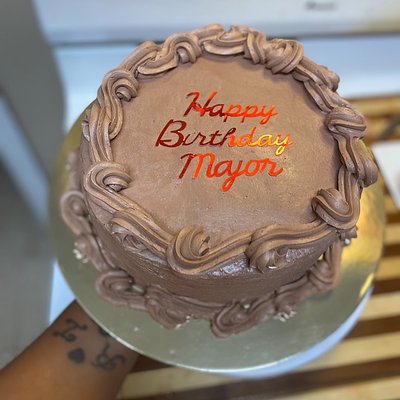 8” Round Cake