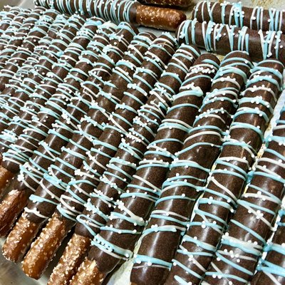 Chocolate Dipped Pretzels
