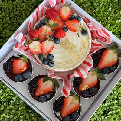 Cheesecake Bento Box  