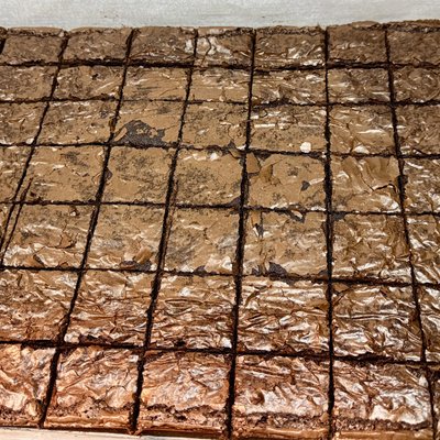 1/2 Sheet Brownies (Large)