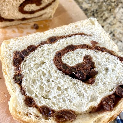 Cinnamon Raisin Soft Sandwich Loaf