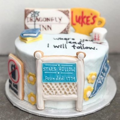 8 Inch Intricate Design Cake