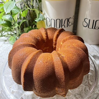 Whole poundcake 