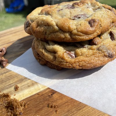 Dozen Brown Butter Chocolate Chunk Cookies