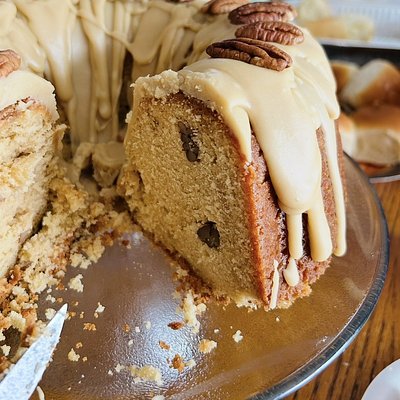 Pecan Praline Pound Cake