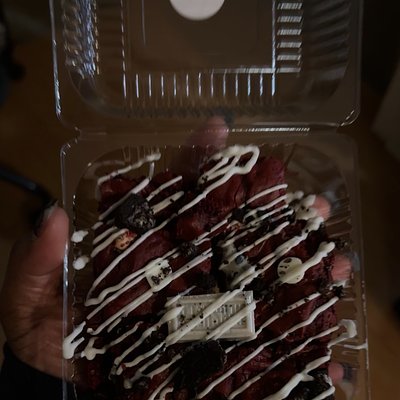 Red Velvet Stuffed Brownie Bites❤️