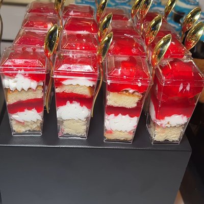 Signature Cake Shooters – 1 Dozen (12)