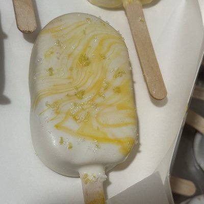 Specialty Cakesicles - Individuals 