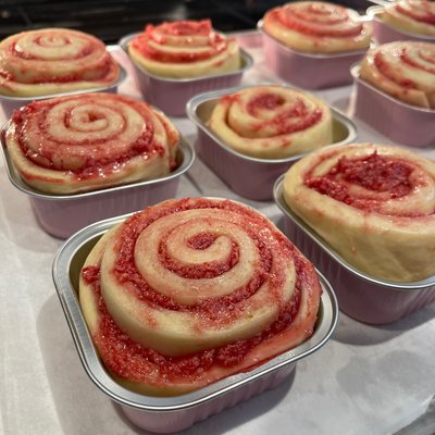 Jumbo Raspberry Lemon Roll