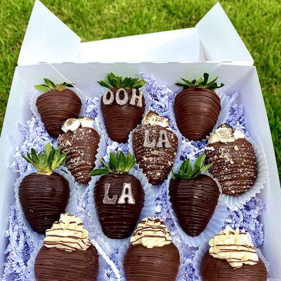 Chocolate Dipped Strawberries 