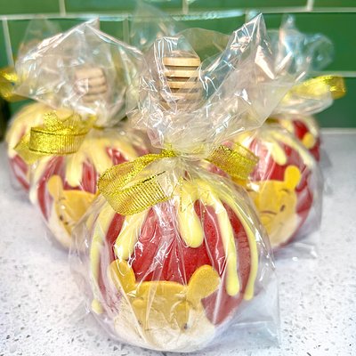 Chocolate Covered Apples ( Basic design ONLY ) 