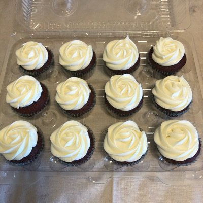 Vanilla Cupcakes (dozen)