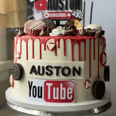 Custom Cakes