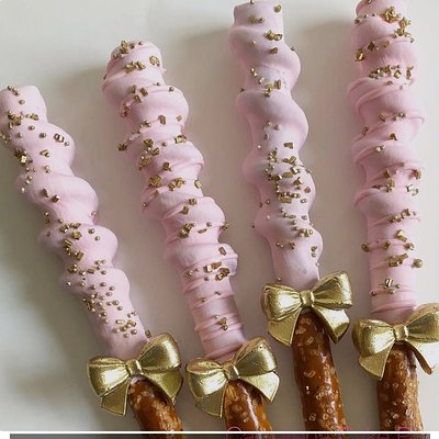 Caramel Pretzel Rod 