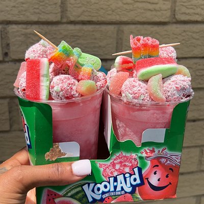 Frozen Cups With Candied Grapes